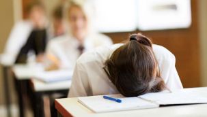 Milyonlarca öğrenciyi ilgilendiriyor: Milli Eğitim Bakanı Mahmut Özer'den devamsızlık açıklaması!