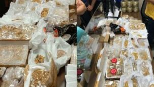 Suriyelinin arabasından kilolarca altın ve para çıktı