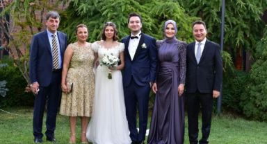 Ali Babacan'ın oğlu evlendi