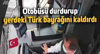 Kocaeli'de otobüs şoförü yerdeki Türk bayrağını gördü, aracı durdurup bayrağı kaldırdı