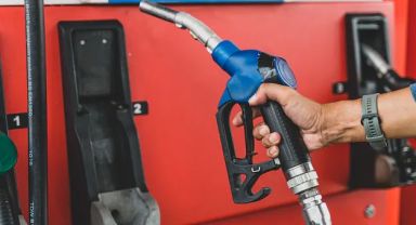 Aracı olanlar dikkat: Benzine indirim gelecek, işte tarih!