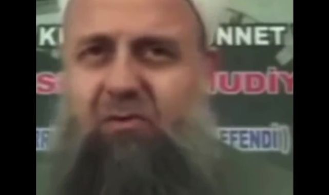Kendisini hoca olarak tanıtan kişi, 'ailenin uyumu ve düzeni' için