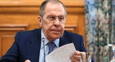 Lavrov, Batı'nın Zelenski politikasını, 
