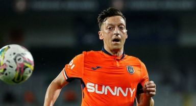 Mesut Özil ameliyat olacak 