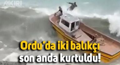 Ordu'da iki balıkçı, dalgaların devirdiği tekneden atlayarak kurtuldu