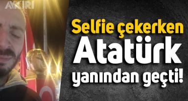 29 Ekim kutlamalarında selfie çekerken, yanından geçen Atatürk büstüyle neye uğradığını şaşırdı