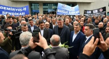 Ankara Büyükşehir Belediyesi'nde promosyon alan işçilerden Mansur Yavaş'a teşekkür