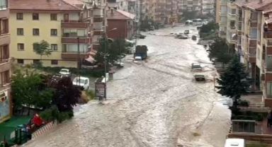 Ankara için kuvvetli gök gürültülü sağanak yağış uyarısı