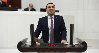 Bekir Başevirgen: “Her 100 haneden 70’i krediyle yaşıyor”