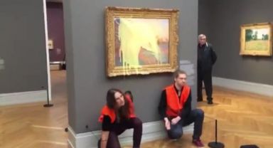 İklim aktivistleri, Monet'in ünlü tablosu 