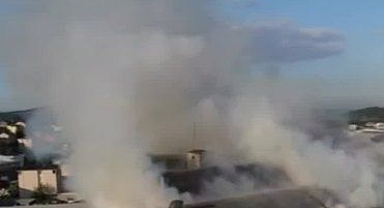 İstanbul Sultanbeyli'de fabrika yangını
