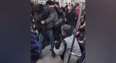 Japonya metrosunda kaydedilen görüntüler ülke gündemine oturdu
