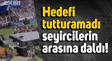 Ugandalı paraşütçüler sahayı tutturamadı, izleyicilerin üzerine düştü