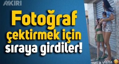 2 metre 7 cm'lik boyuyla dikkat çeken kadın