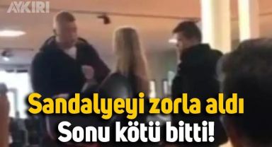 AVM'de çocuğun sandalyesini zorla aldı, dalga geçip kameraya aldı