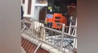 Parasını alamayan çalışan, şirketi yıktı.