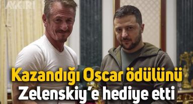 Sean Penn kazandığı Oscar ödülünü Zelenskiy'e hediye etti