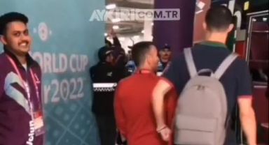 Cristiano Ronaldo, Portekiz teknik direktörü Fernando Santos'un yüzüne bile bakmadı