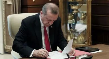 Erdoğan'dan gece yarısı atama kararları