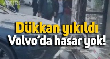 İstanbul'da Volvo marka aracın karıştığı kaza sonrası yaşanan görüntüler