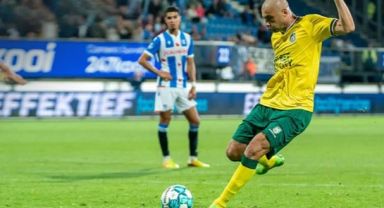 37 yaşındaki Burak Yılmaz, Hollanda'da fırtına gibi esiyor