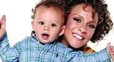 Defne Joy Foster'ın oğlunun son hali görenleri şaşırttı