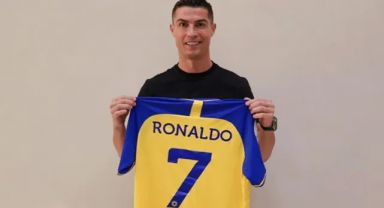 Merih Demiral, Ronaldo'nun formasını açık artırmaya çıkardı: 