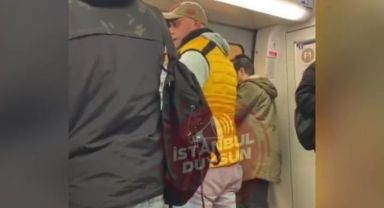 Metro içersinde sigara içti, kendisini uyaranlara küfürle karşılık verdi