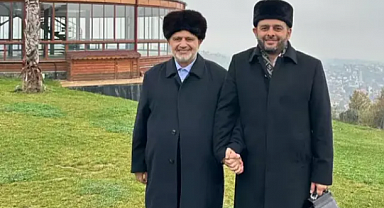 İmam Halil Konakçı'nın FENDI marka atkı takmasına tepkiler sürüyor: 