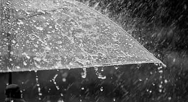 Meteoroloji 3 ili uyardı: Kuvvetli yağış ve sele dikkat