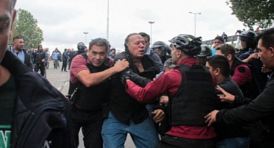 Arjantin'de otobüs şoförleri, güvenlik bakanına saldırdı