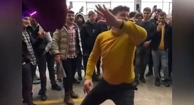 Memleket Partisi'nin Zonguldak 5.sıra adayının dans ettiği anlar sosyal medyada gündem oldu
