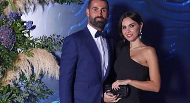 Volkan Demirel'in eşi Zeynep Sever Demirel 'Git Kuran-ı Kerim oku' mesajına tepki gösterdi