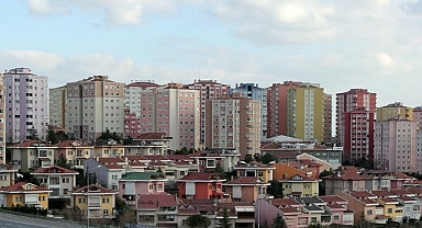 Konut fiyatları katlanarak artıyor: Türklerin ev sahipliği oranı azaldı, yabancılar 350 binden fazla ev aldı