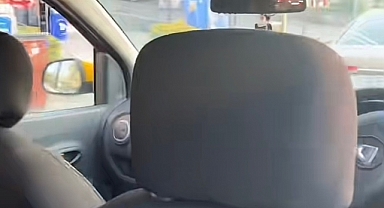 Bir taksici, müşterisini götürürken bir anda arabadan indi: Sebebi ise yok artık dedirtti!