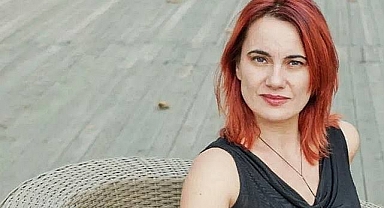 Türk aydını Özlem Kumrular'dan acı haber!