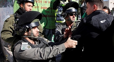 İsrail'den kan donduran işkence: Zincirle asma, elektrikle idam, aç bırakma...