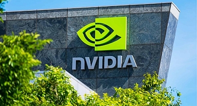 Microsoft'u solladı: Dünyanın en değerli şirketi değişti!