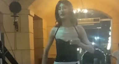 Kadınlar matinesinde ilginç anlar! Dilber kılığına girip kadınları eğlendirdi