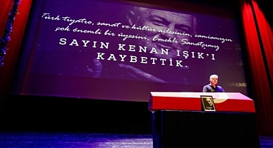 Kenan Işık için Atatürk Kültür Merkezi’nde tören düzenlendi