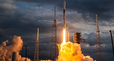 Türkiye'nin ilk yerli üretim haberleşme uydusu TÜRKSAT 6A uzaya fırlatıldı