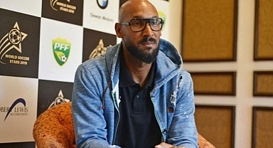 Ümraniyespor'dan ayrılan Anelka'dan yönetime sert sözler!