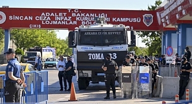 Sinan Ateş davasında sanık Suat Kurt'tan, Özgür Özel'e hakaret!