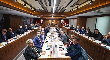 CHP’den toplantı sonrası açıklama: Daha sert adımlar atacağız!