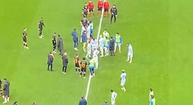 Galatasaray - Adana Demirspor maçında şok! Adana Demirspor sahadan çekildi
