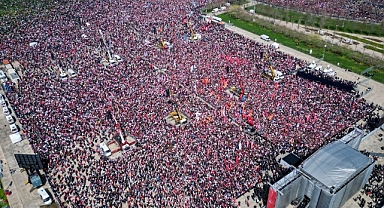 Özgür Özel: Maltepe mitingine 2.2 milyon kişi katıldı