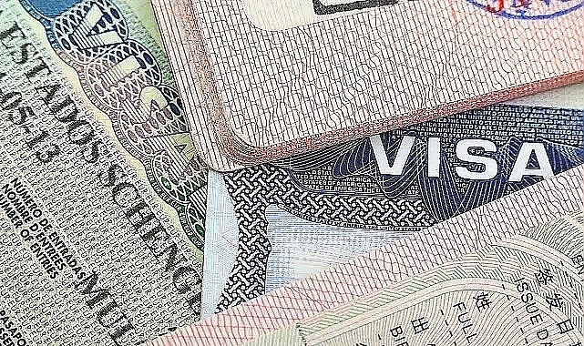 Karadağ'ın Türklere vize kararı turizmi vurdu: Turlar tek tek iptal ediliyor