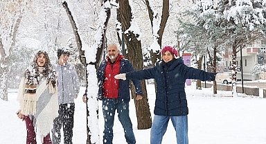 İstanbul'un bazı ilçelerinde okullar tatil edildi