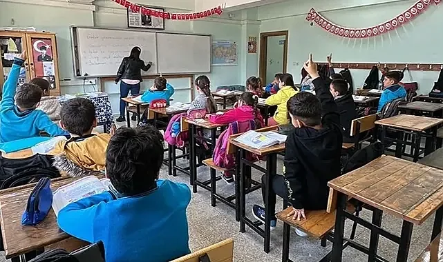 Şanlıurfa ve Gaziantep'te eğitime ara