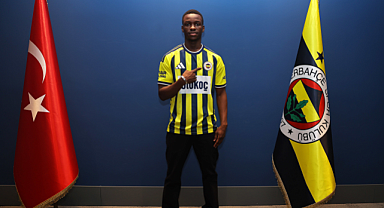 Fenerbahçe’den bir transfer daha! Genç futbolcu 5 yıl Fenerbahçe'de